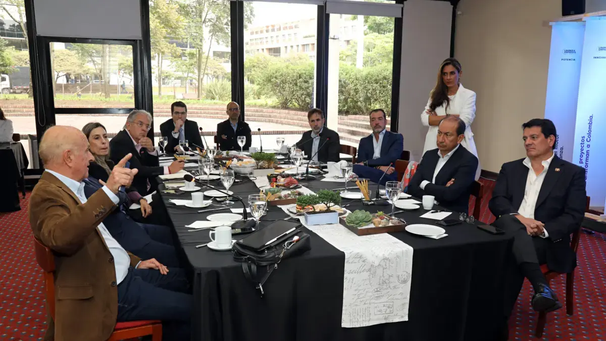 Líderes empresariales, llamados a lograr que el país siga viendo futuro – Tinta clara