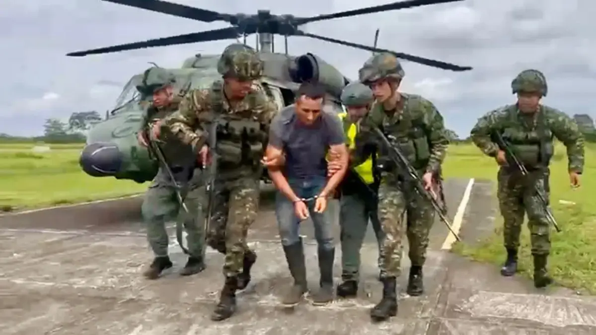 La comunidad trató de evitar la captura de un hombre peligroso de disidentes

 – Tinta clara