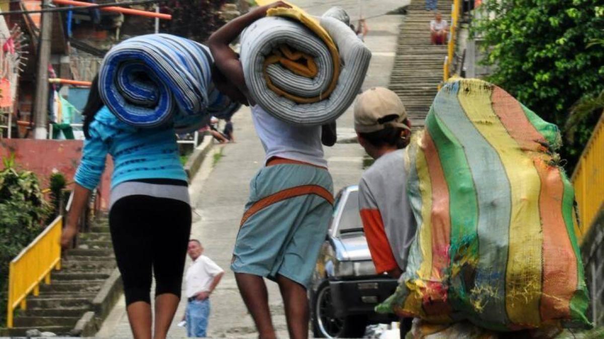 La oficina del defensor del pueblo advierte el desplazamiento forzado en anorí luchando

 – Tinta clara