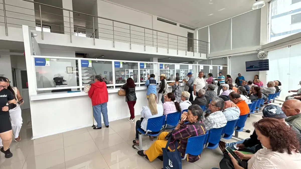 Las quejas y tutores aumentan en Barranquilla para la no entrega de medicamentos: Personero

 – Tinta clara