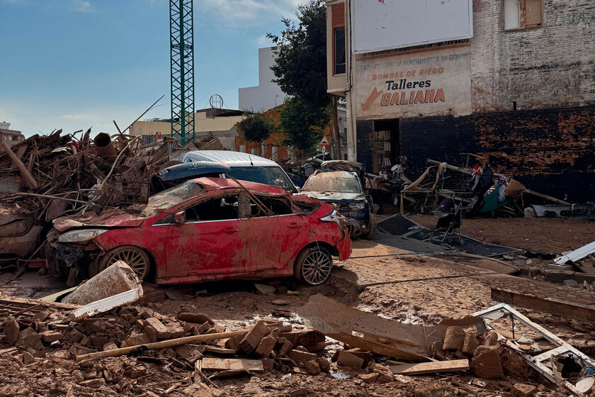 Todavía faltan más de 800 vehículos después del Dana. Y sin coche, no hay ayuda

 – Tinta clara