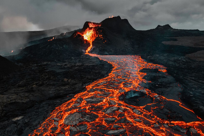 Hace 74,000 años, una erupción volcánica llevó a la humanidad al borde de la extinción. Empezamos a entender cómo sobrevivimos

 – Tinta clara