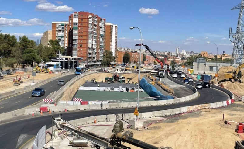 curvas peligrosas y un accidente fatal

 – Tinta clara