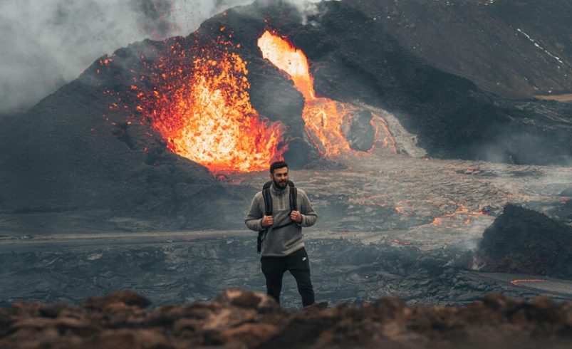 La erupción de un volcán era sinónimo de peligro hace 100 años. Hoy ha hecho de Islandia un parque temático

 – Tinta clara