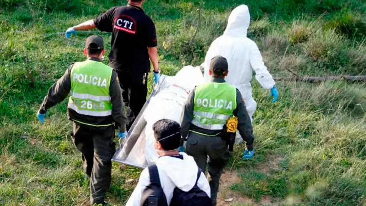 ¿Cuál es el proceso para identificar a las víctimas durante el conflicto armado?

 – Tinta clara