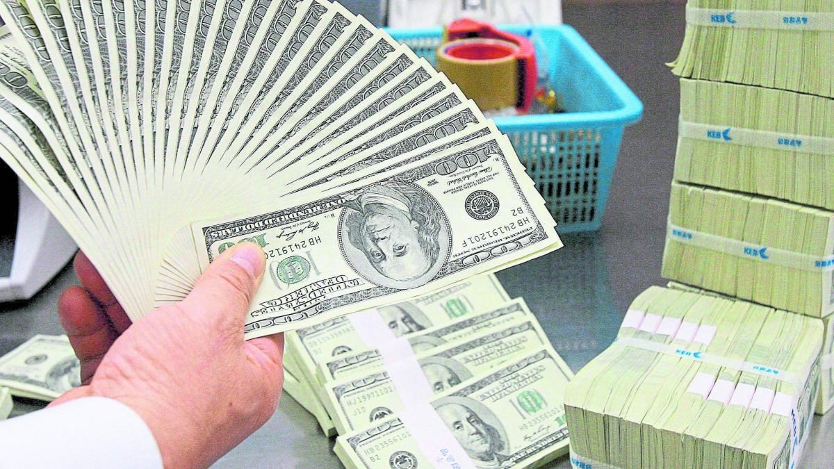 El dólar continúa debilitándose en Colombia antes de esperar la decisión de la Reserva Federal.

 – Tinta clara