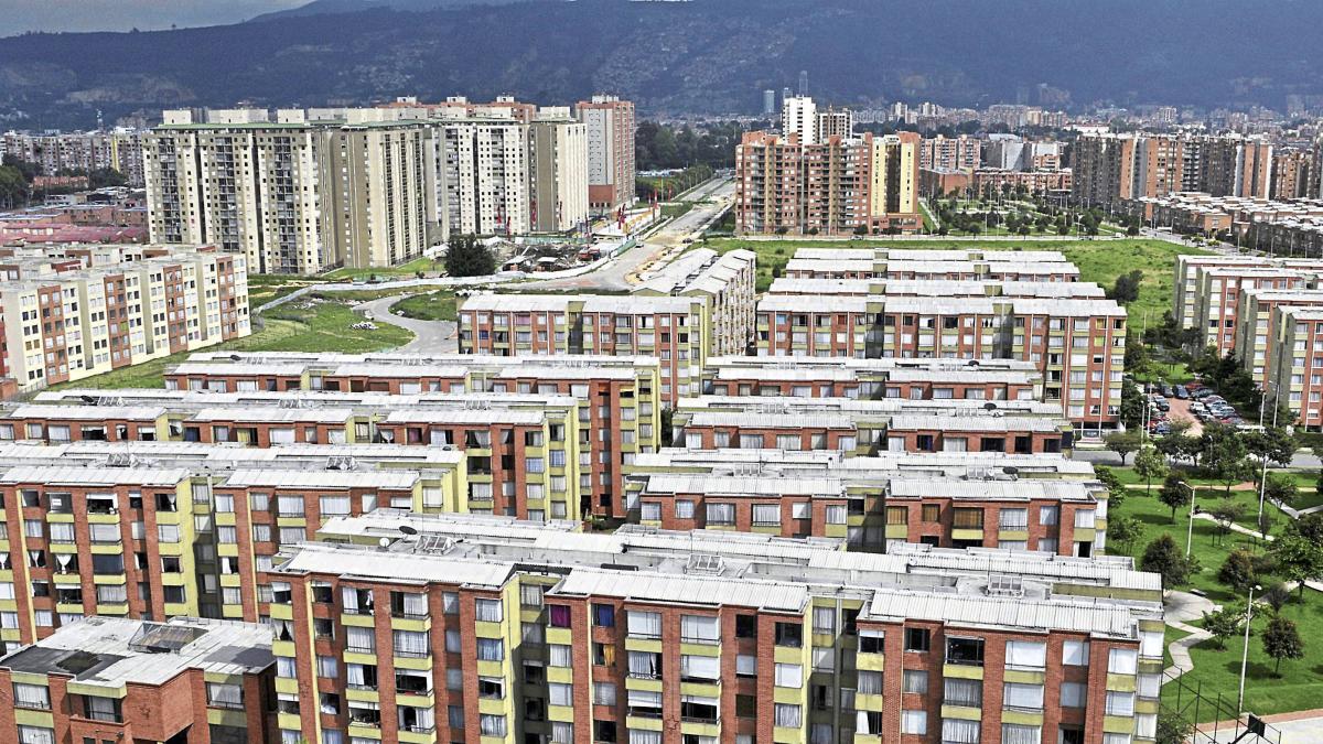 Reforma fiscal 2025 trae cambios en la administración y los estacionamientos en complejos residenciales

 – Tinta clara