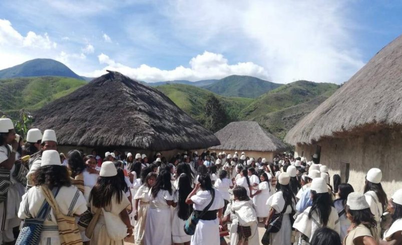 estará dentro de la línea negra, territorio sagrado de Arhuaco

 – Tinta clara
