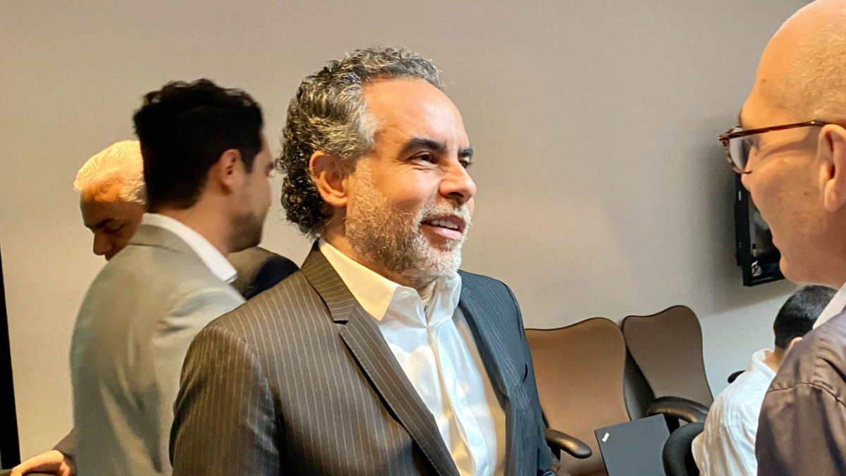Mineros afirma que el «pacto entre las pandillas criminales ha generado beneficios iniciales» para una reducción de los delitos en Barranquilla

 – Tinta clara