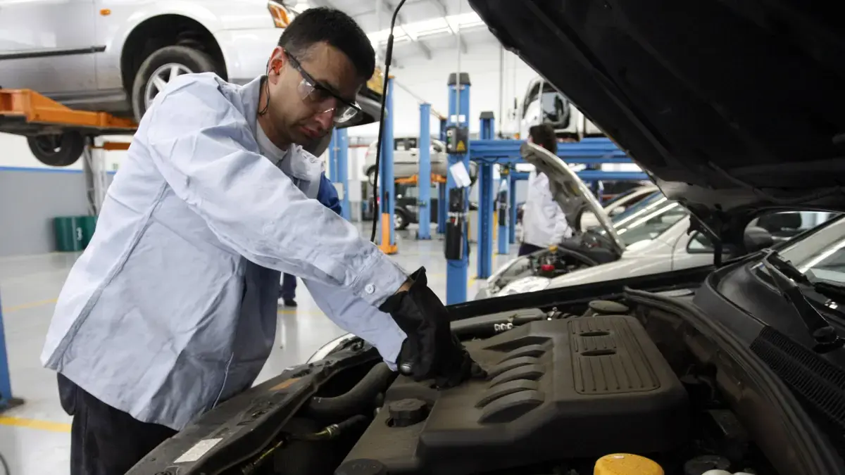 ¿Cuáles son los fraude más comunes cuando el automóvil se lleva a un mecánico? Los expertos aclaran cómo prevenir reparaciones engañosas y cargos adicionales

 – Tinta clara