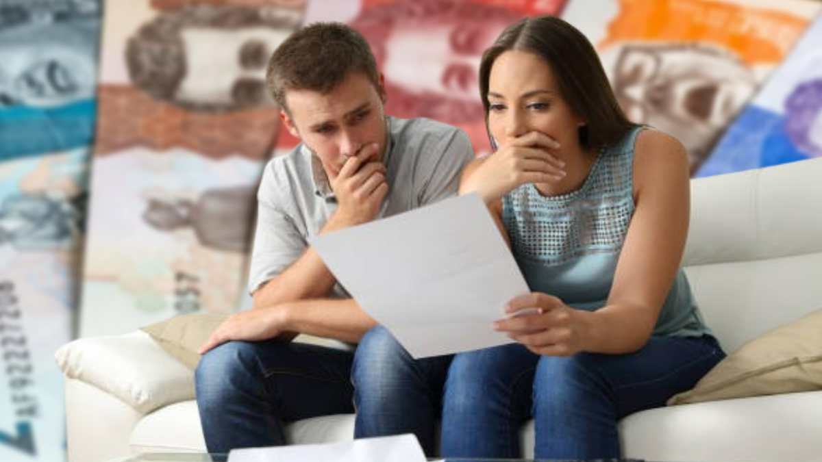 ¿Es legal que se publique la lista de deudores delincuentes en reuniones de vivienda? Esto dice ley de propiedad horizontal

 – Tinta clara