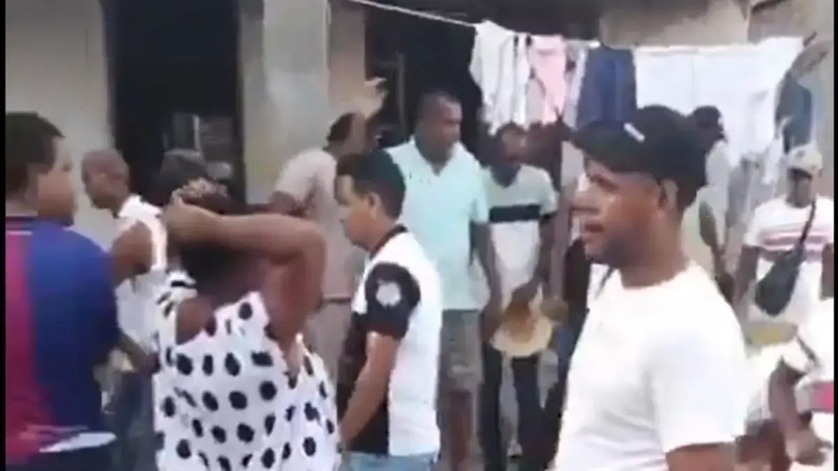 Se señala que el supuesto negociador de la paz participa en múltiples delitos de que Enluta la Guajira

 – Tinta clara