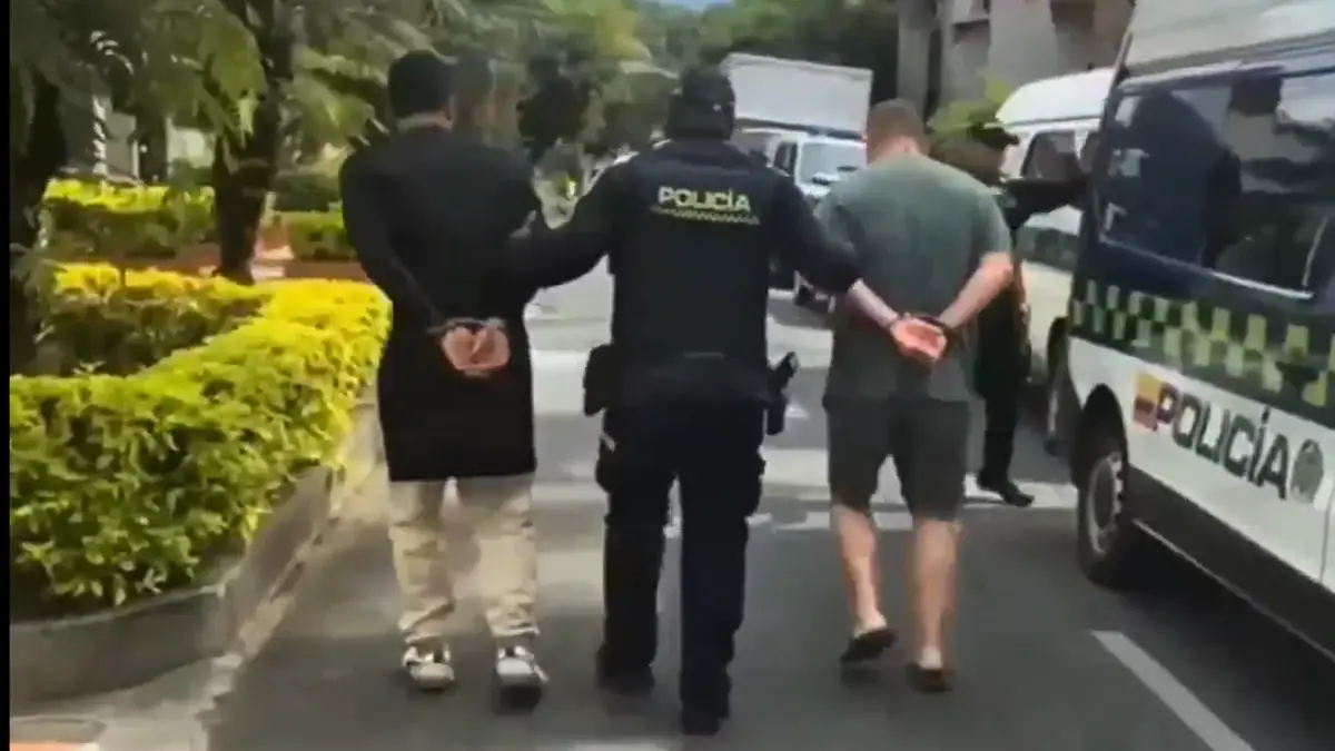 Dos hombres capturan dos adolescentes para la explotación sexual infantil

 – Tinta clara