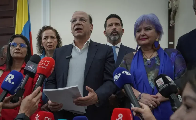Impuestos que seguirían a aquellos que caen del proyecto

 – Tinta clara