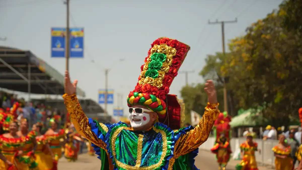 Adolfo Maury, Rey Momo 2026 y Sharon Acosta y Joshua Ortiz, Reyes del ‘Carnavalito’

 – Tinta clara