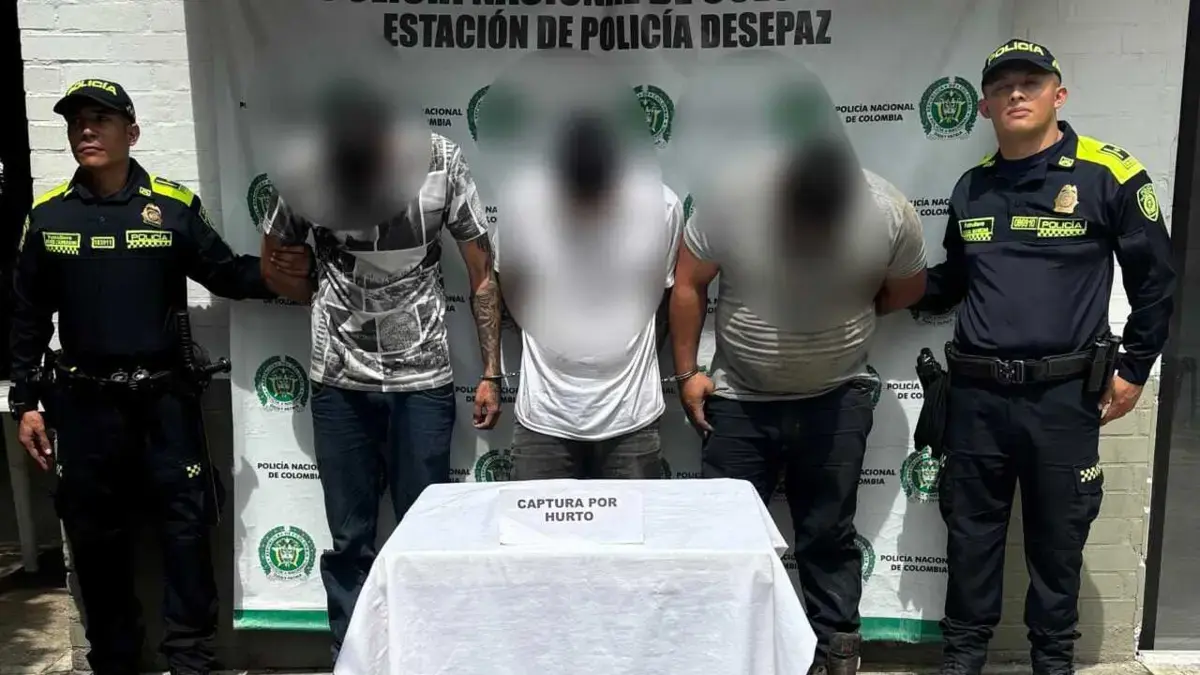 Estas fueron las capturas de aquellos que habrían robado el cableado de servicios públicos con la longitud de un barco de carga

 – Tinta clara