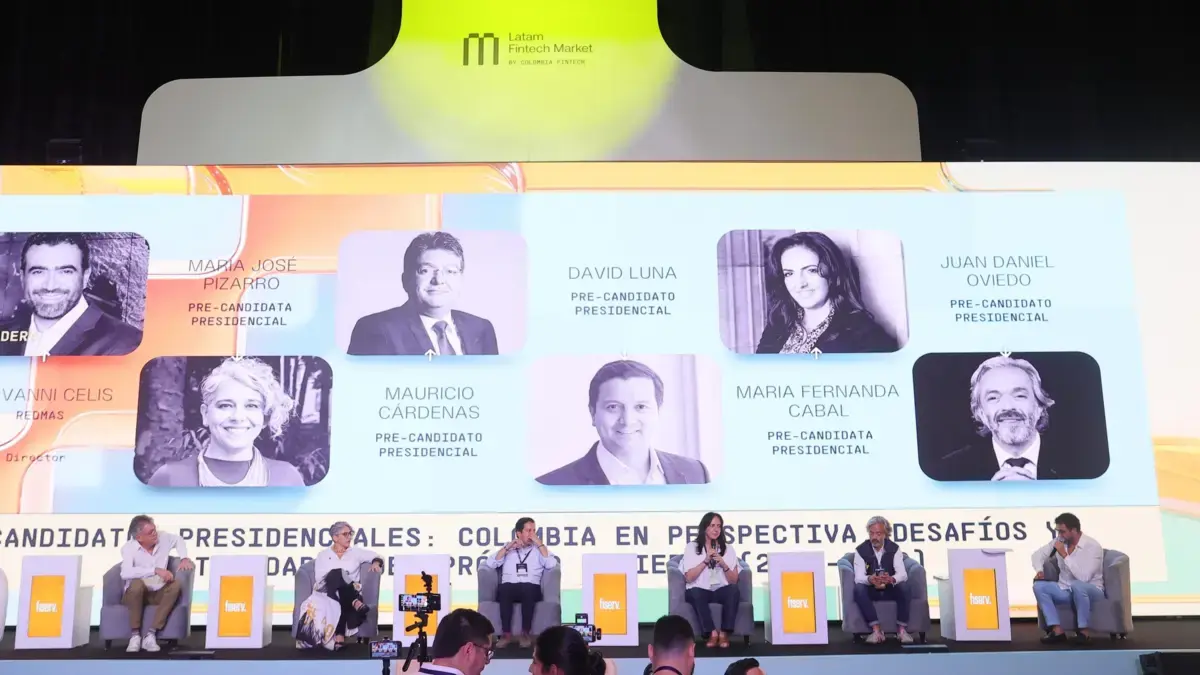 Los candidatos presidenciales plantean sus propuestas contra la caída por caída en Barranquilla

 – Tinta clara