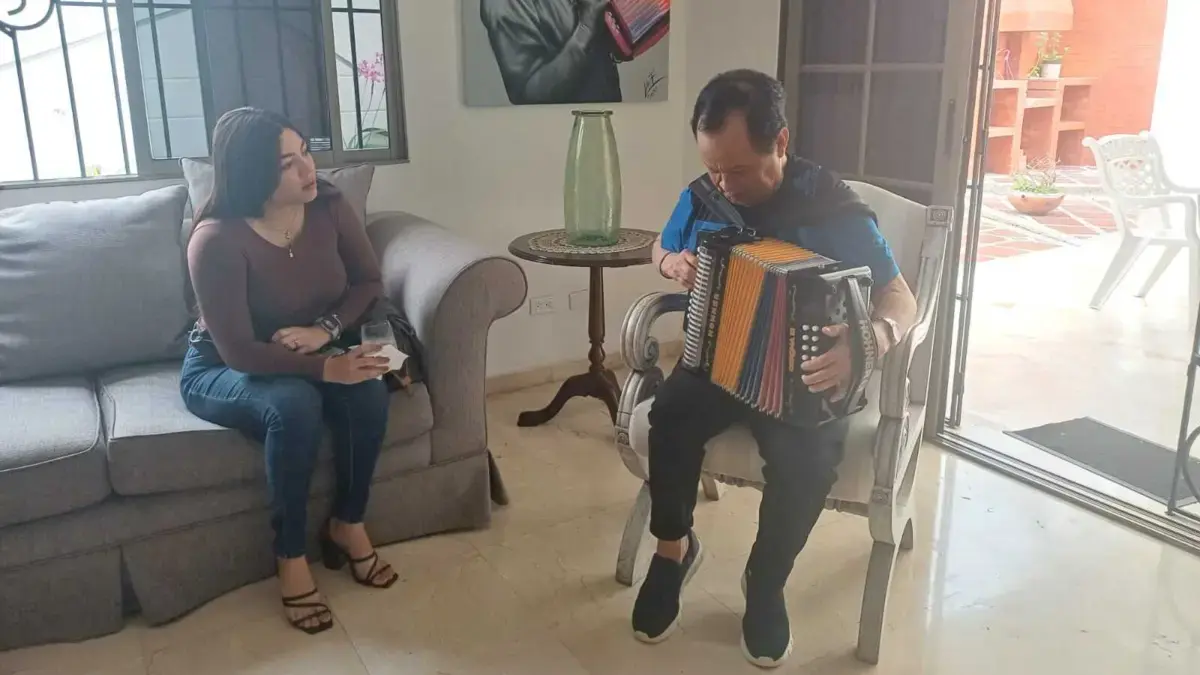 Alejandah revive el legado de Alfredo Gutiérrez con una versión renovada de ‘Indian Eyes’ grabada en el Teatro Mario Ceballos en Barranquilla

 – Tinta clara