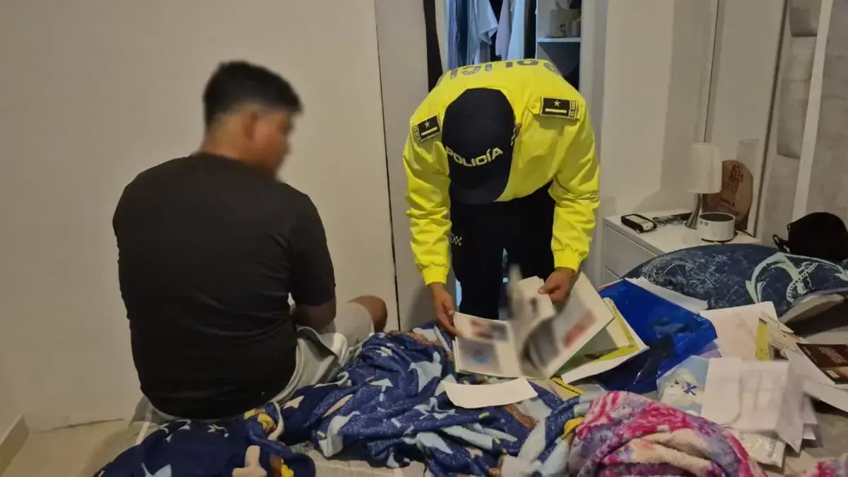 Red cibercriminal desarticulada que opera desde Medellín y Barranquilla

 – Tinta clara