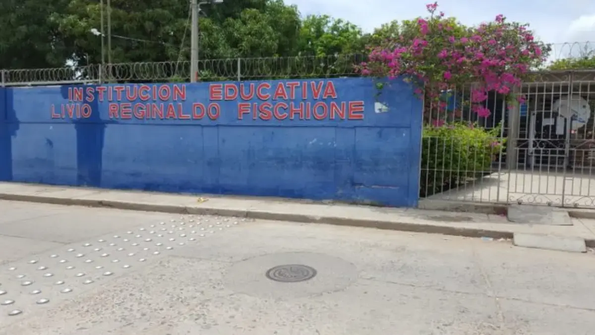 La Guajira | Accidente con refrescos cáusticos en la escuela Riohacha deja a 16 estudiantes afectados: son menores de 10 y 13 años de edad

 – Tinta clara