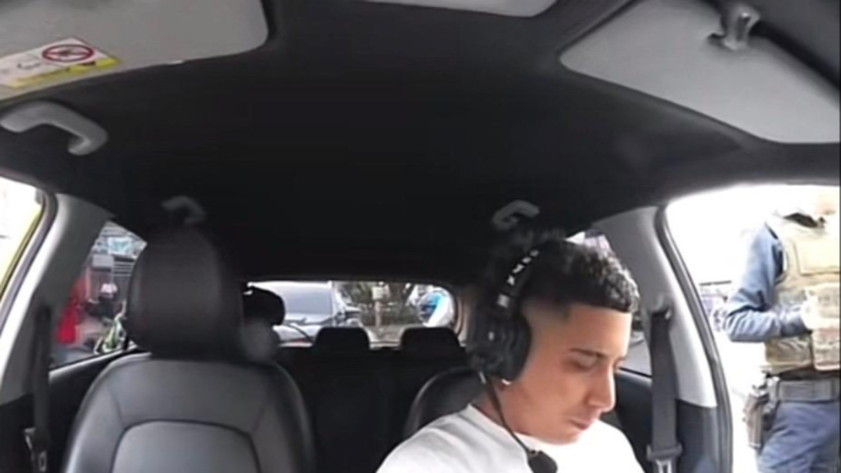 Las recientes controversias de ‘Mr Stiven’, el ‘streamer’ Caladoño que fue solicitado por la policía cuando transmitió en vivo desde un taxi que manejó

 – Tinta clara
