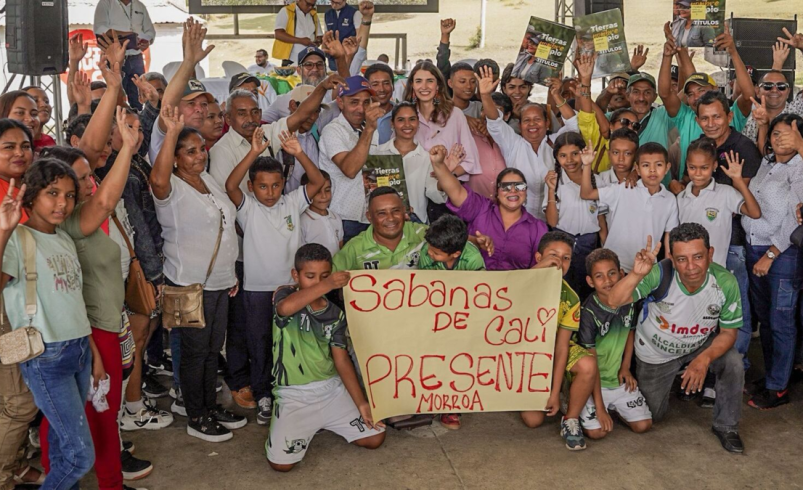 Los campesinos de los Montes de María reciben títulos de tierras que alguna vez fueron epicentro de masacres y corredores de lo violento

 – Tinta clara
