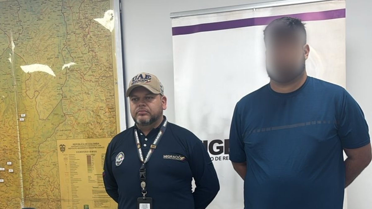 Panamanian fue arrestado en la migración cuando fue a pedir una conducta segura

 – Tinta clara