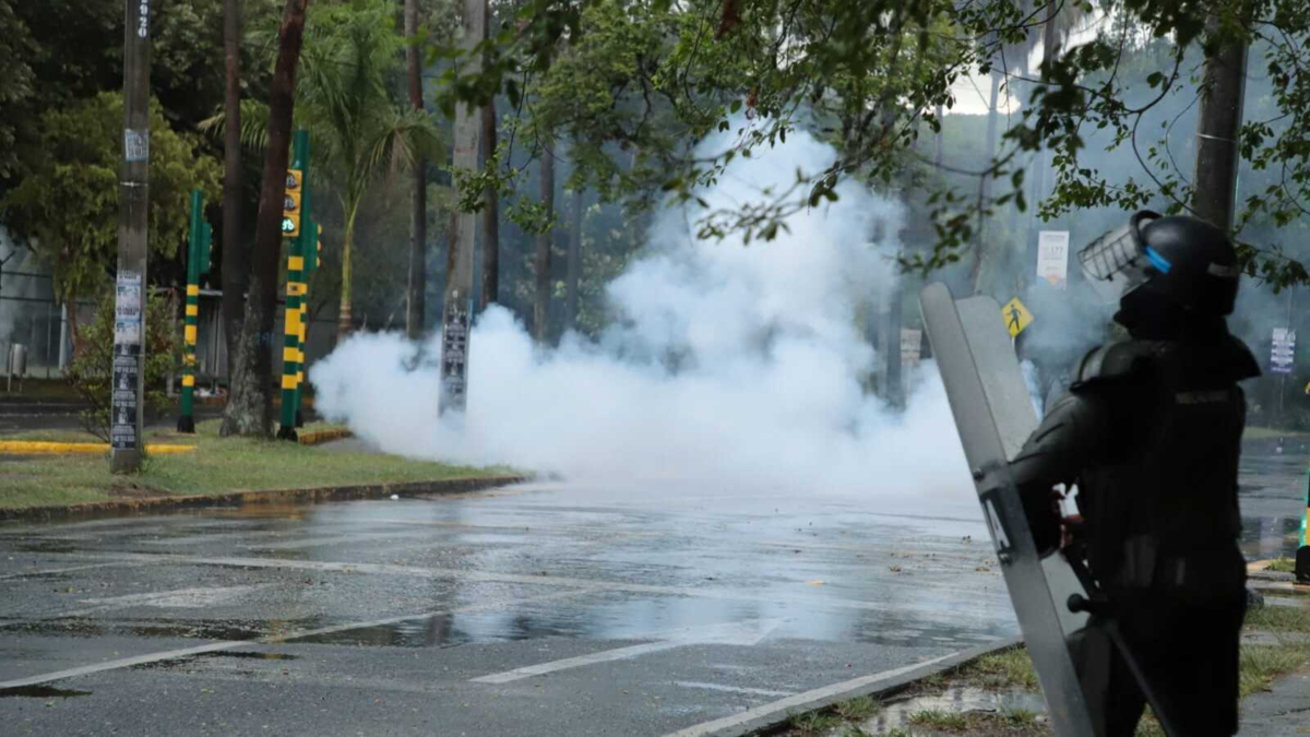 Diálogos entre la gobernación y univalle para evitar trastornos y excesos alrededor del campus universitario en Cali

 – Tinta clara