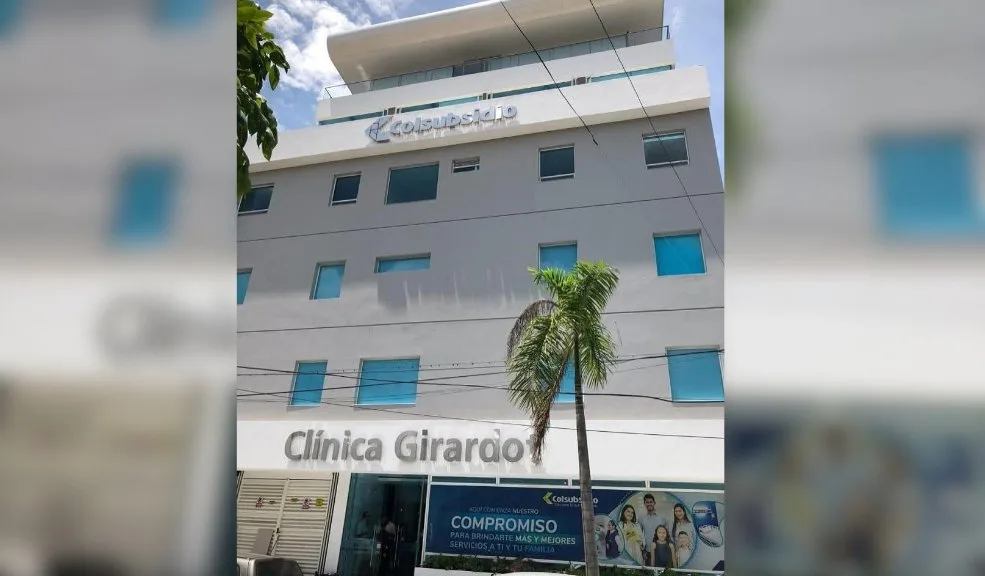 Entraron en una clínica y golpearon a un paciente en el medio de la sala de emergencias, 

 – Tinta clara
