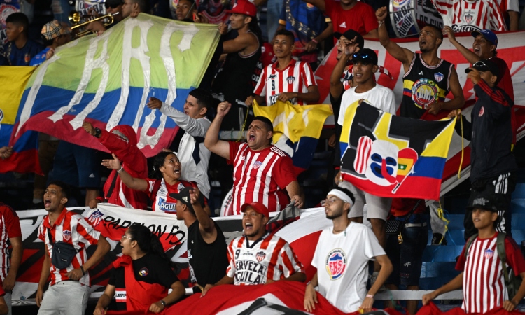La ley de Junior cayó y ahora tendrá que jugar sin un fanático

 – Tinta clara