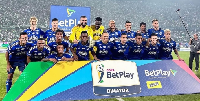 Ex millonarios, la era oscura vivida y el fútbol sonríen nuevamente

 – Tinta clara
