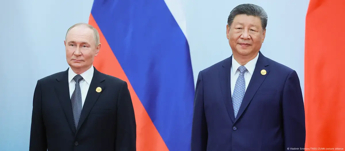 Presidentes de Rusia y China comienzan las conversaciones en Beijing – 

 – Tinta clara