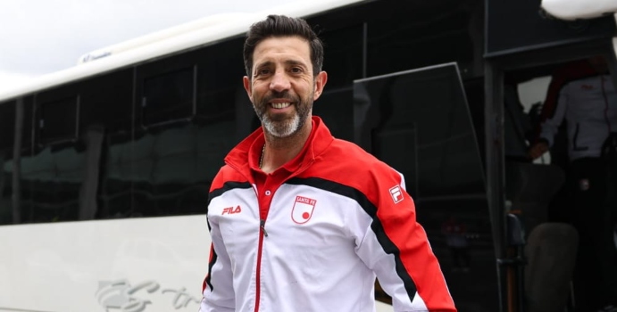 Esta es la demanda de que Jorge Bava tiene que dejar Santa Fe

 – Tinta clara