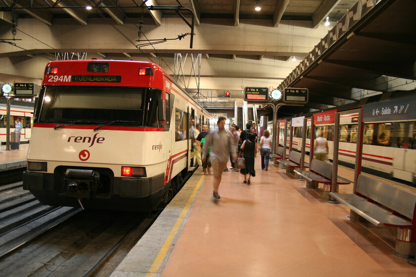 Renfe ha propuesto mejorar de una vez y todas las cercanías. Y Madrid tomará una pizca de 400 millones de euros

 – Tinta clara