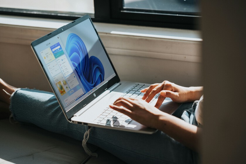 Microsoft está obsesionado con el hecho de que solo puedes usar Windows 11 con una cuenta en línea. La razón es obvia: servicios

 – Tinta clara