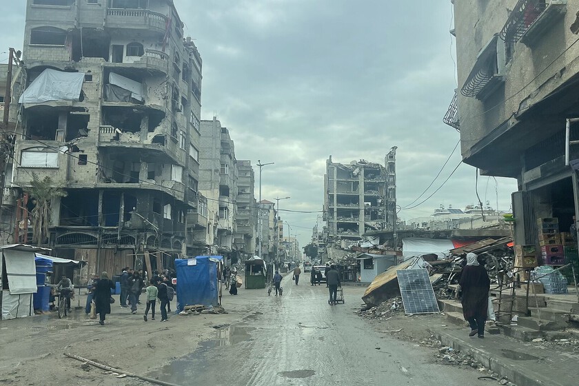 bombardear el sur de Gaza

 – Tinta clara