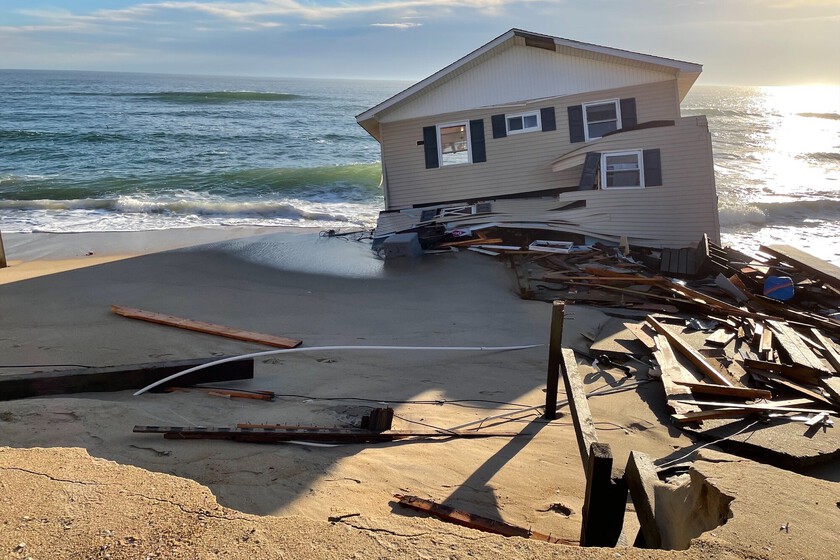 Las casas construidas sobre el mar son parte de la identidad estadounidense. Hasta que el cambio climático empezó a envolverlos

 – Tinta clara
