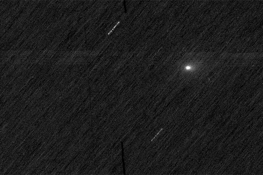 No se trata de una nave alienígena, sino de restos de un planeta lejano

 – Tinta clara