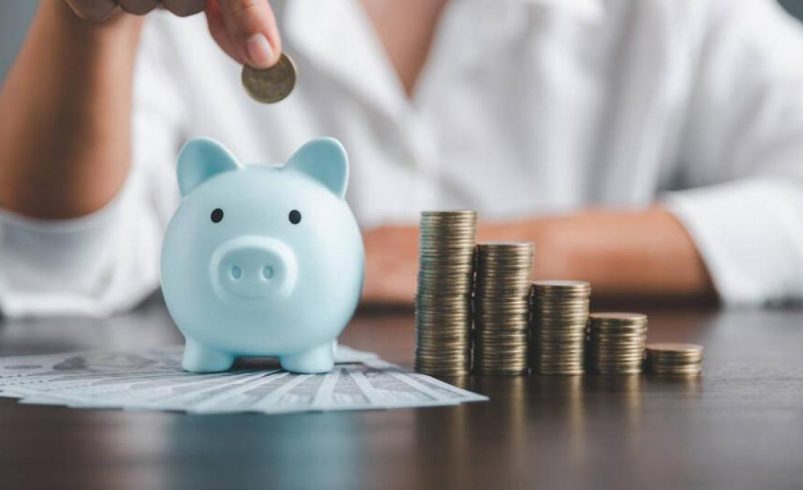 Así es como los costos deben dividirse de acuerdo con los ingresos en parejas y una planificación financiera eficiente.

 – Tinta clara