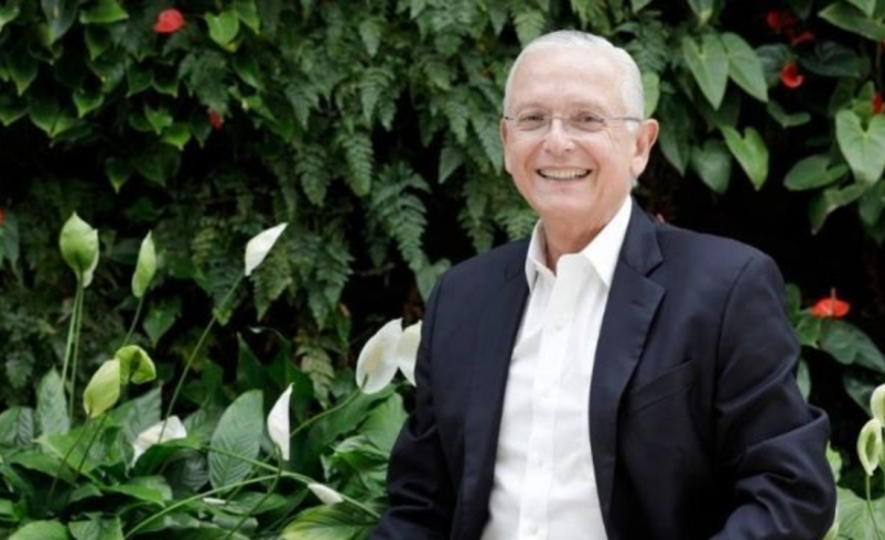 Floricutors advierte que una caída en un dólar y posible aumento del 11% mínimo puede afectar al sector

 – Tinta clara