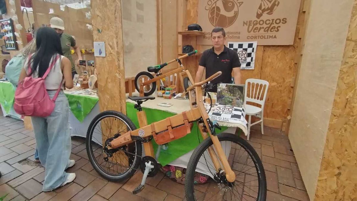 Desde bicicletas de madera hasta té de cannabis, superando historias detrás de empresas innovadoras durante la biodiversidad de Cali

 – Tinta clara