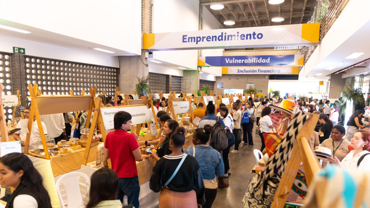 Esta es la alianza entre la oficina del alcalde, la Fundación WWB Colombia y el compromiso del valle

 – Tinta clara