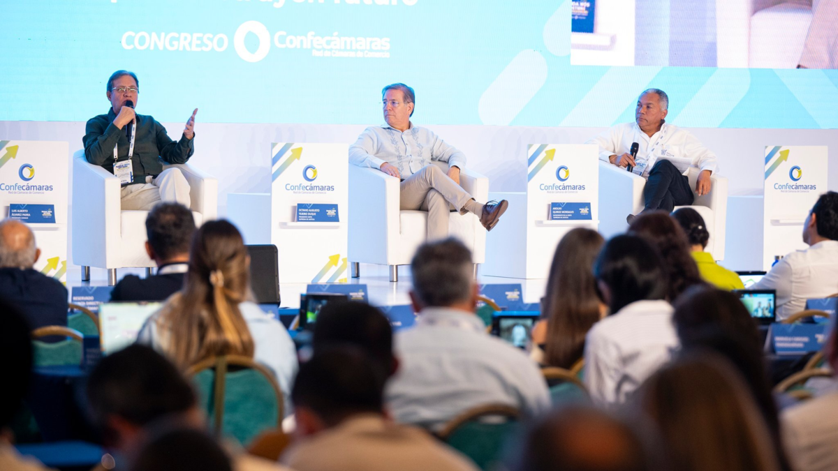 Los presidentes de Cortes piden la capacitación de justicia y su independencia

 – Tinta clara