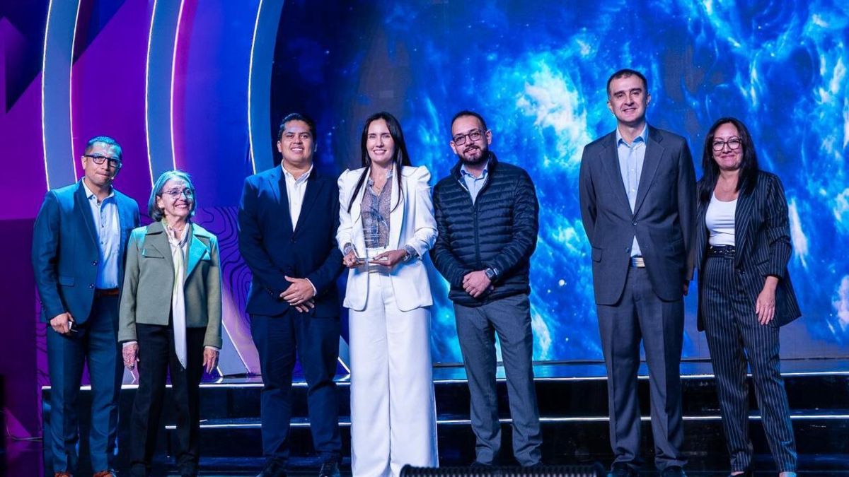 Promigás recibió la recompensa de la excelencia en la tecnología geoespacial para su proyecto Progegaogas

 – Tinta clara