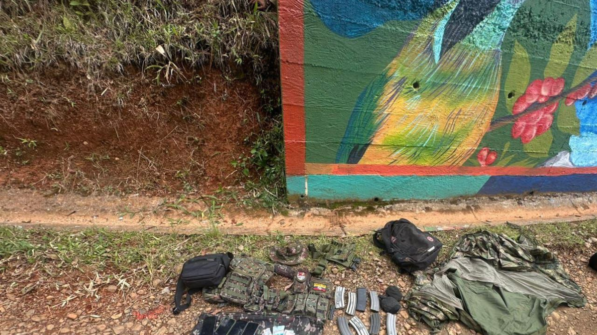Los crímenes de tres presuntos disidentes del 57º Frente y el ‘Jaime Martínez’ que fueron asesinados en el Valle del Cauca

 – Tinta clara