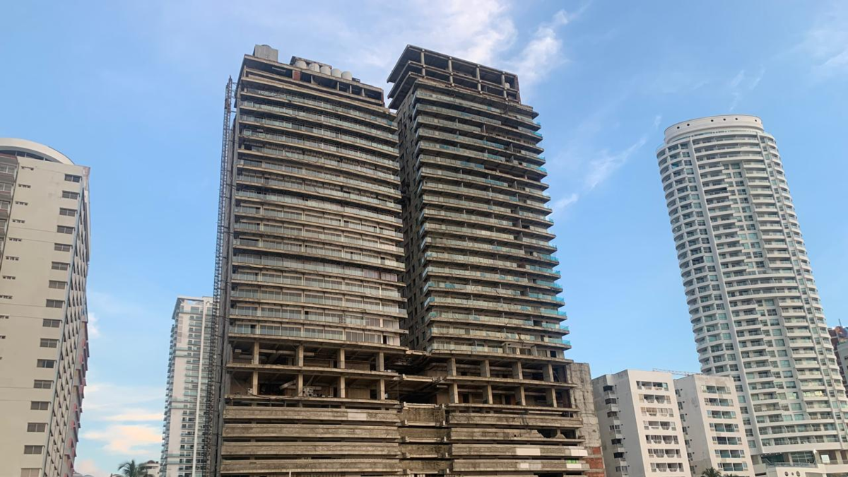 Designan nuevo interventor para salvar las torres fantasma de Ocean Tower en Bocagrande

 – Tinta clara