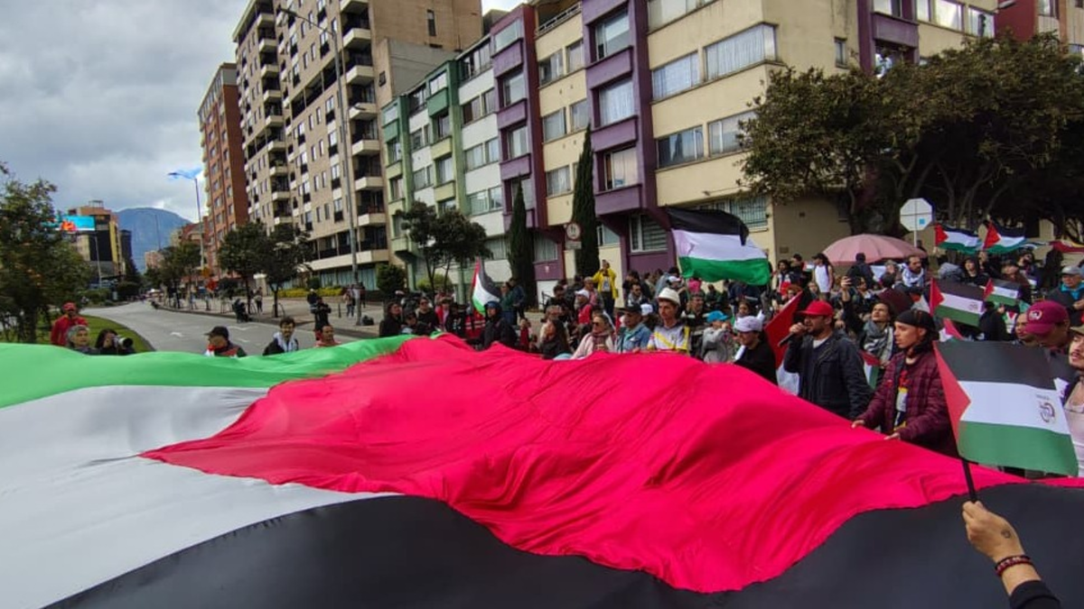 Disturbios, afectaciones viales y vandalismo contra comercios

 – Tinta clara