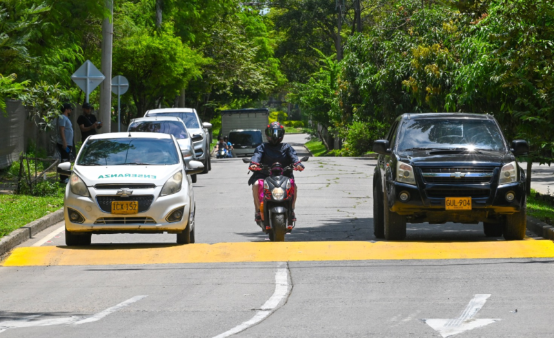 ¿Dónde se instalaron los 31 nuevos baches de velocidad en Cali para reducir los accidentes de tráfico? Esta es la estrategia de seguridad vial

 – Tinta clara