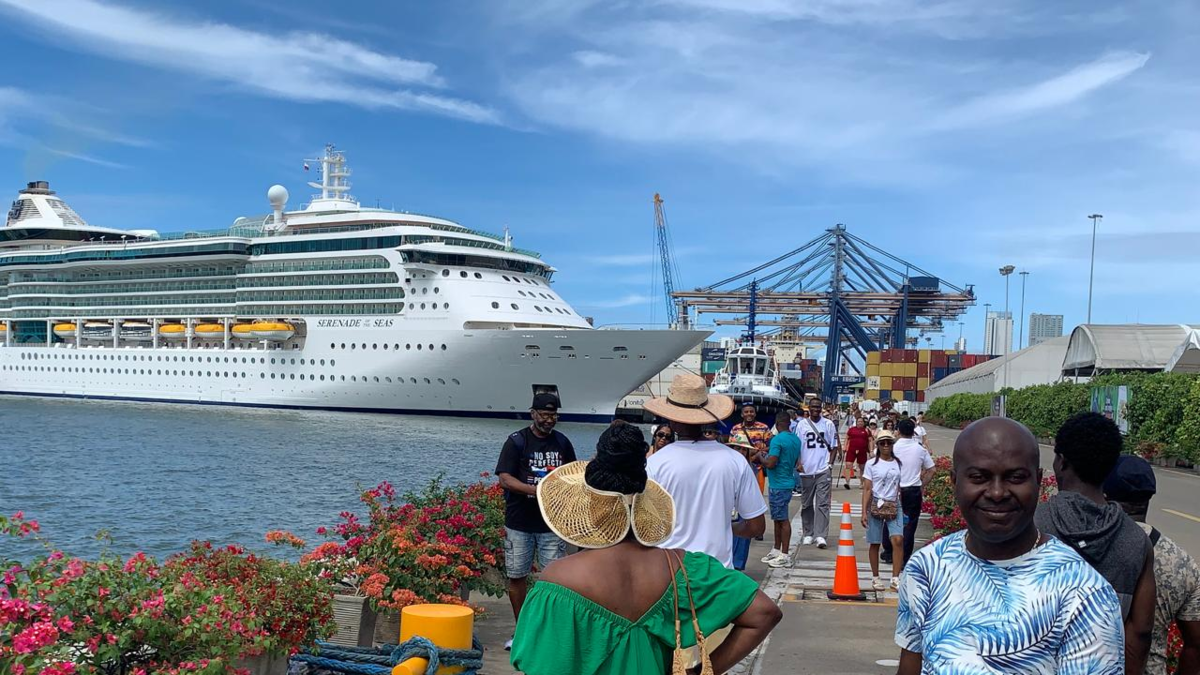 Royal Caribbean, la línea de cruceros de lujo, tendrá 75 envíos ininterrumpidos en el Puerto de Cartagena hasta 2027

 – Tinta clara