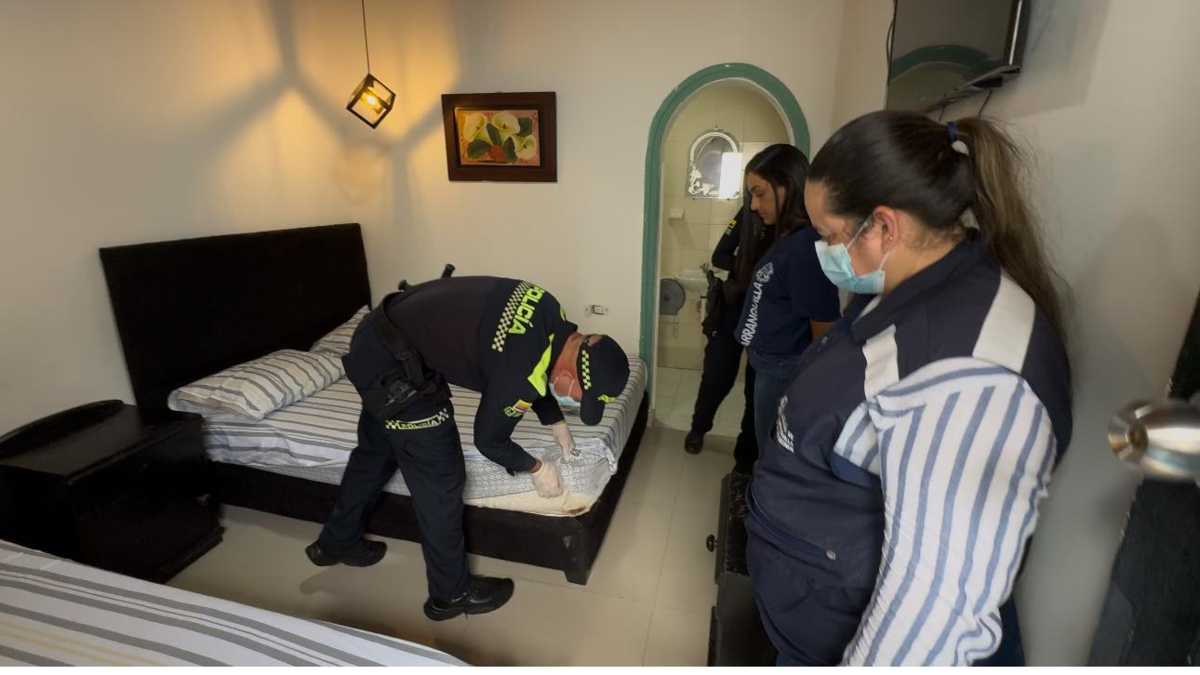 Policía refuerza controles en hoteles del Centro Histórico de Barranquilla para garantizar un turismo seguro a visitantes nacionales y extranjeros

 – Tinta clara